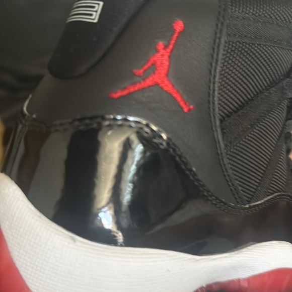 Air Jordan 11 Retro (GS) - Picture 7 of 7